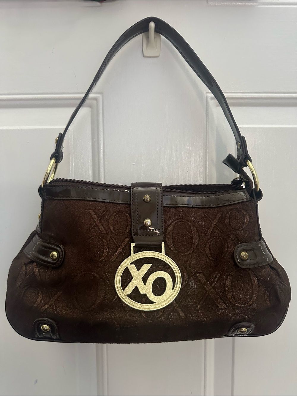 Y2K Vintage XOXO Brown Shoulder Bag with Gold Accent